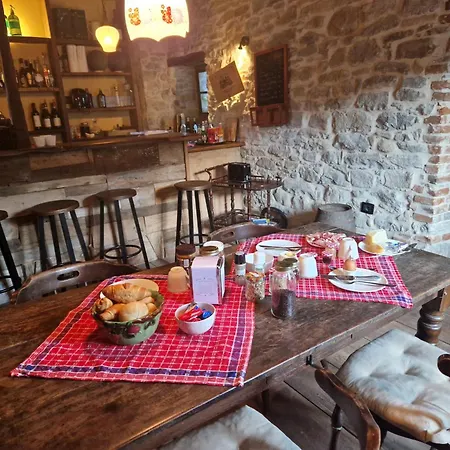 Barbaia Nocleg ze śniadaniem 3*