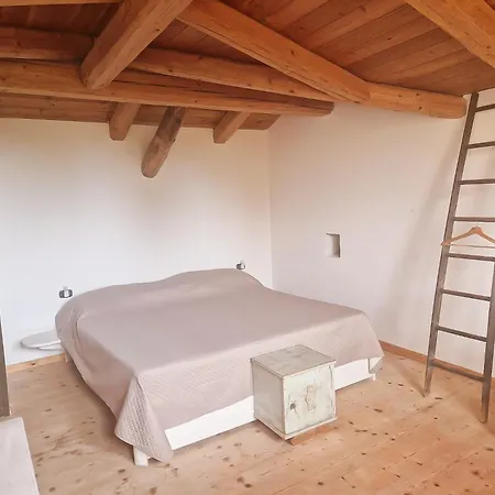 Barbaia Couette-café 3*